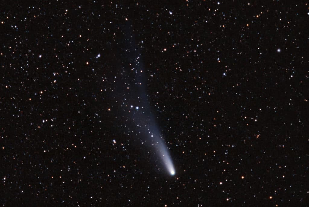 stars and Halley's Comet in the night sky