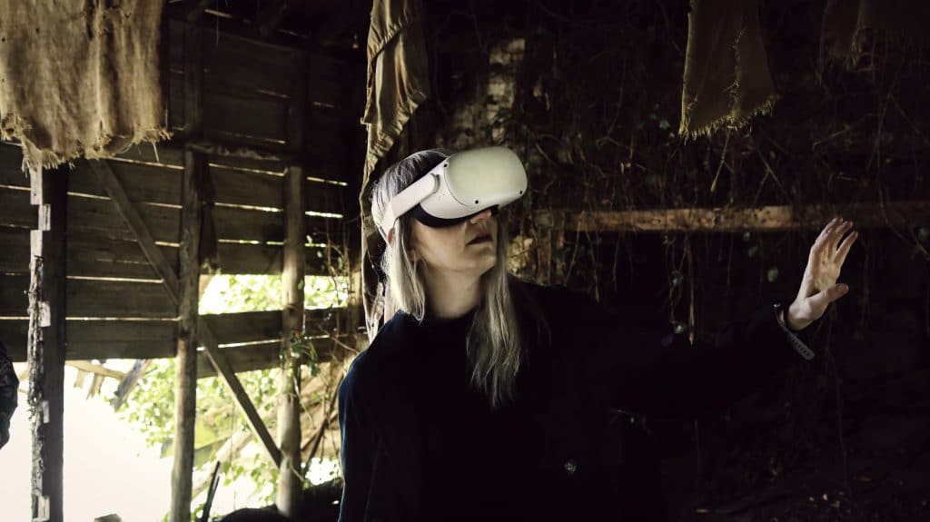 Question Your Reality At The Door In Question — A Virtual Reality Theatre Experience