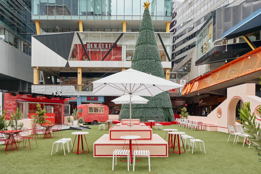 Two Fun Pop-Up Bars Are Landing In QV To Keep The Good Vibes Going This Summer
