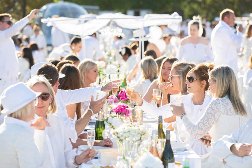 Dress Up In White For A Chic Picnic When Le Dîner En Blanc Returns To Melbourne