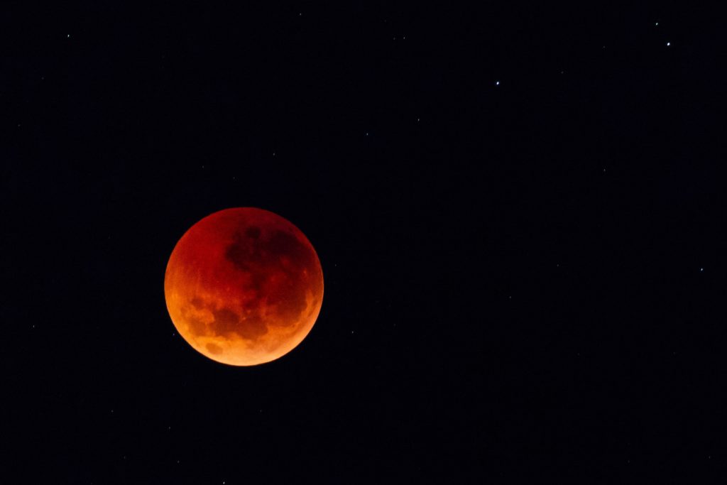 Melbourne Is Getting Its First Total Lunar Eclipse Of The Year