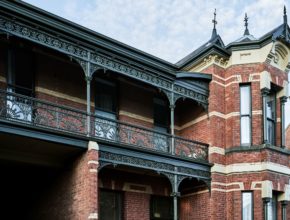 Stay Overnight In A Luxurious Historic Mansion In The Heart Of Ballarat