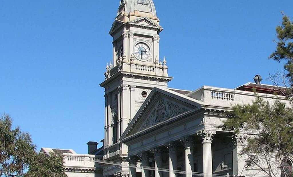 The exterior of Fitzroy Town Hall, Melbourne.